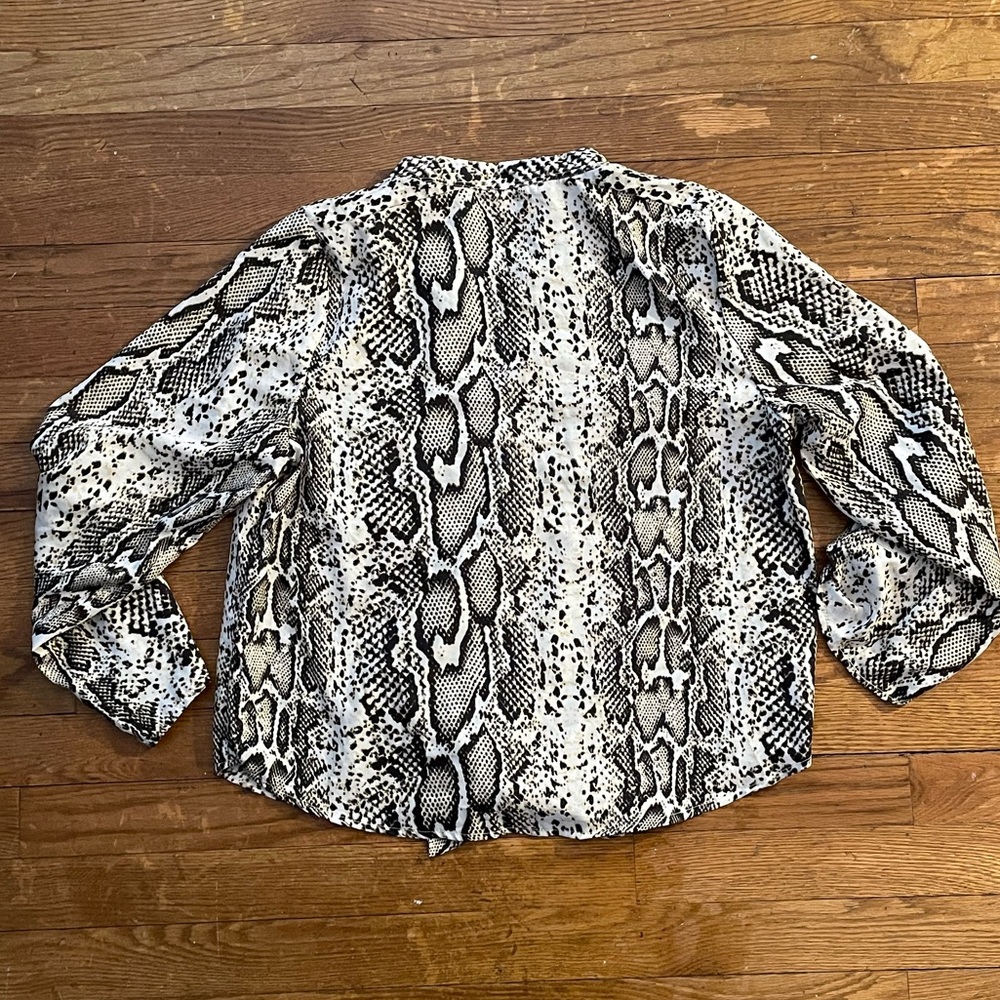 Women’s Snake SkinTop - Picture 2 of 5
